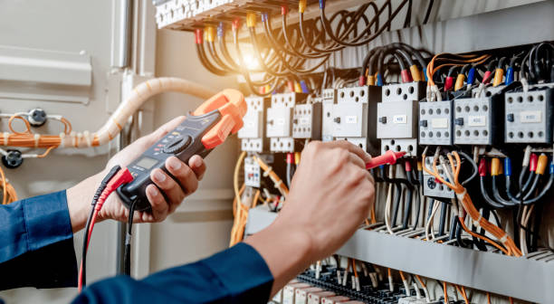 Professional Electrician in Parole, MD
